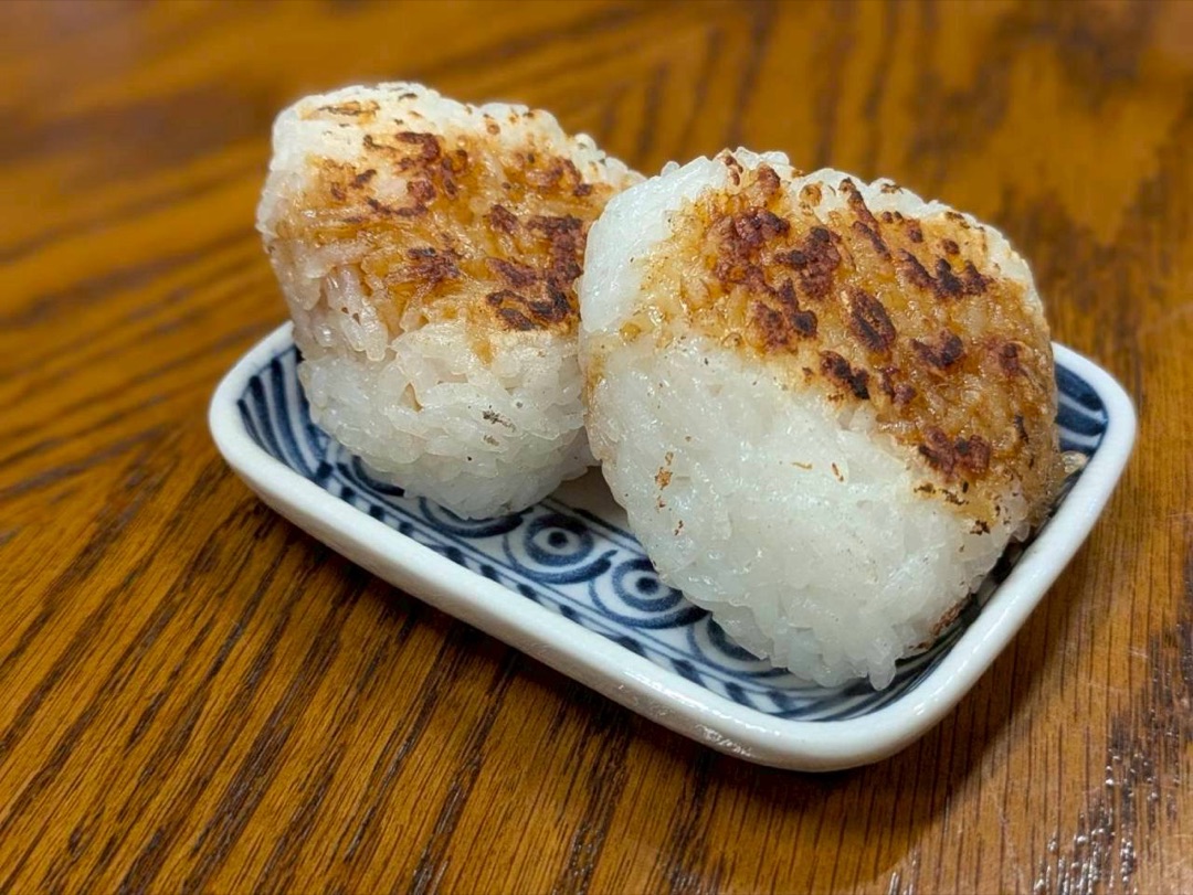 香ばしい焼きおにぎり